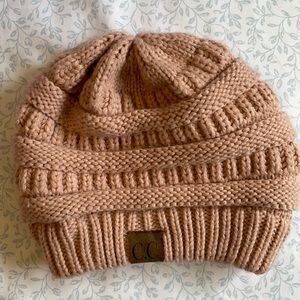 NWOT pink beanie